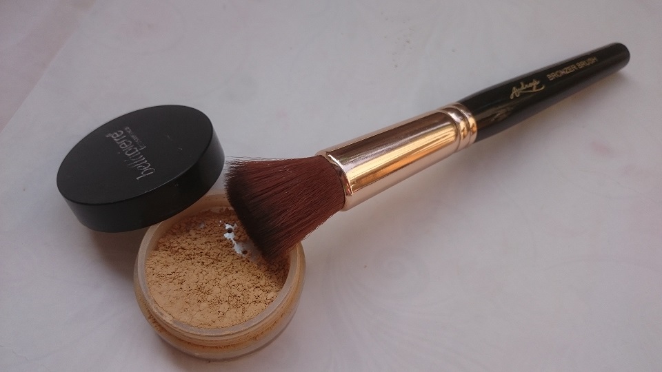 audreys-bronzer-brush-mub-16-_2