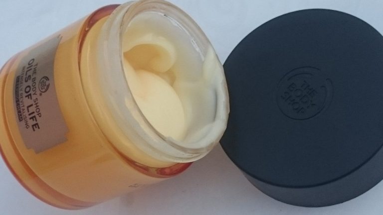 The Body Shop Oils Of Life Intensely Revitalising Sleeping Cream Review High On Gloss 7459