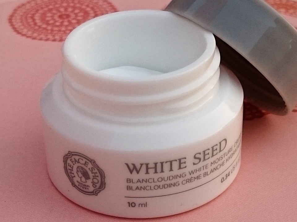 the face shop white seed moisture cream (3)