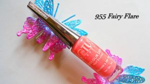 Lotus Herbals Colour Dew Nail Enamel in 955 Fairy Flare and 902 Nude