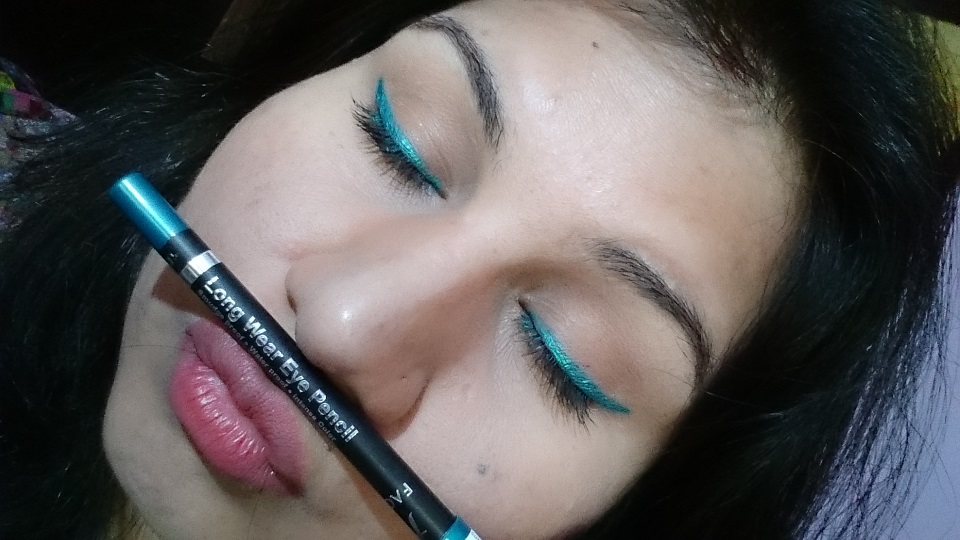 Faces Long Wear Eye Pencil Teal - Real Time Swatch