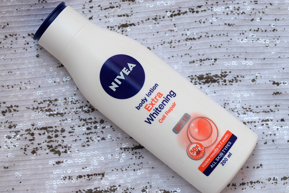 Nivea Extra Whitening Cell Repair Body Lotion SPF 15 (5)