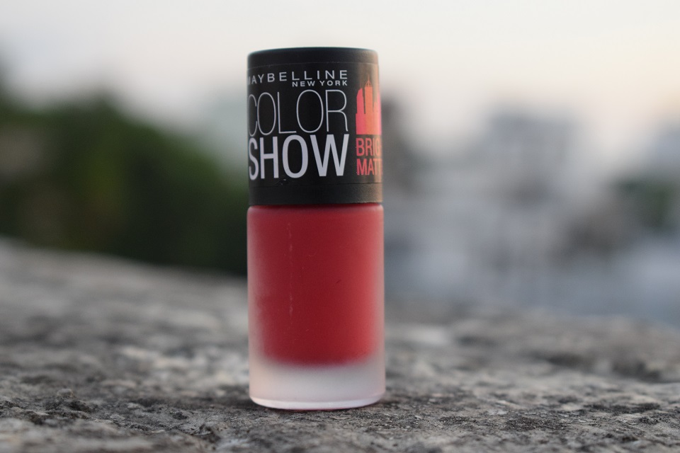 Maybelline Color Show Bright Matte Nail Paint Brilliant Red (3)
