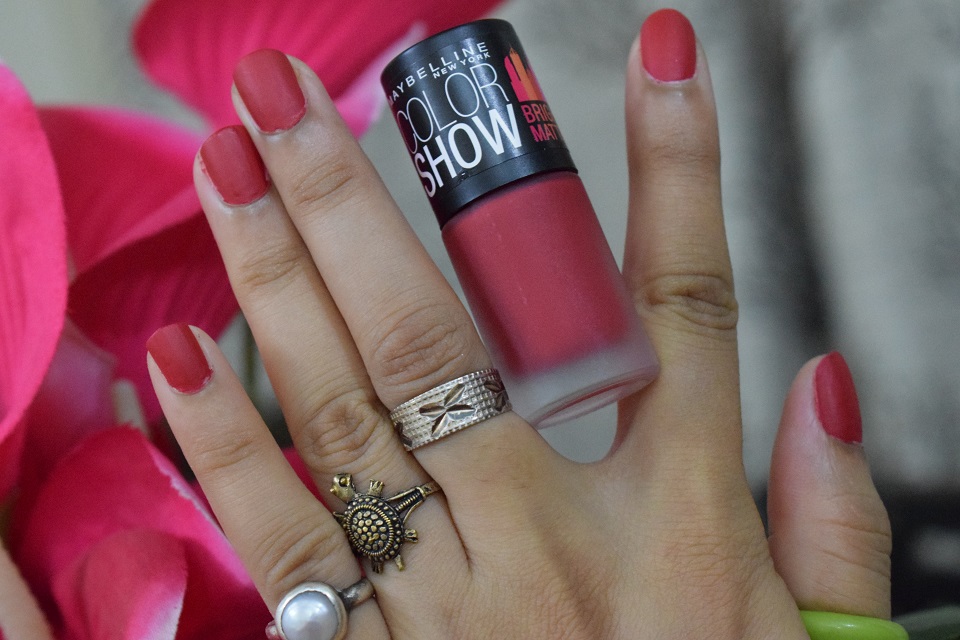 Maybelline Color Show Bright Matte Nail Paint - Swatch