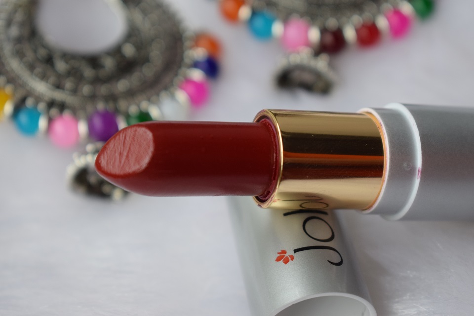 Johara Creme Rich Lip Color Saucy Red (5)