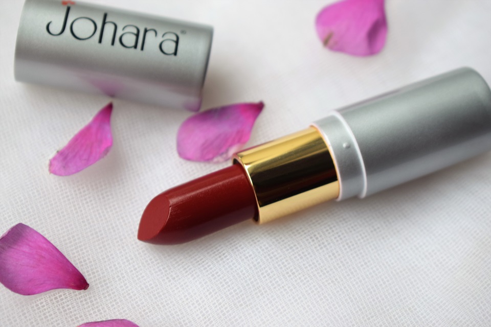Johara Creme Rich Lip Color in Saucy Red