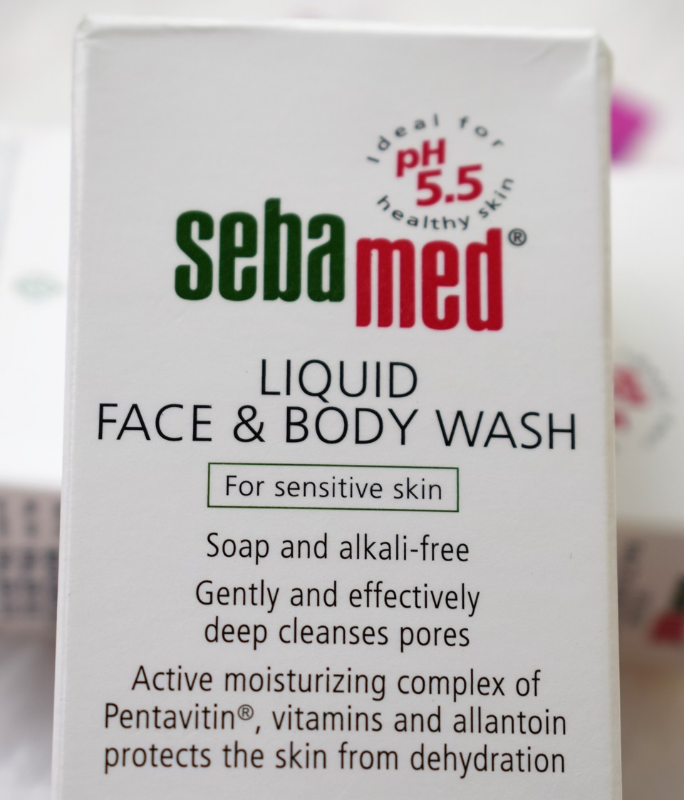 Sebamed Liquid Face & Body Wash (4)