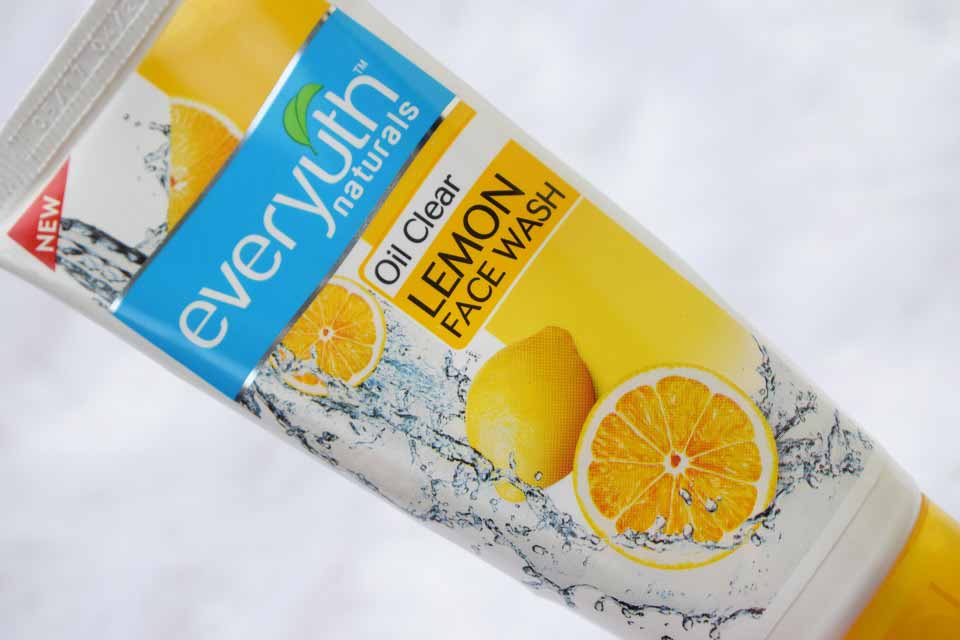 Everyoth-Oil-Clear-Lemon-Face-Wash