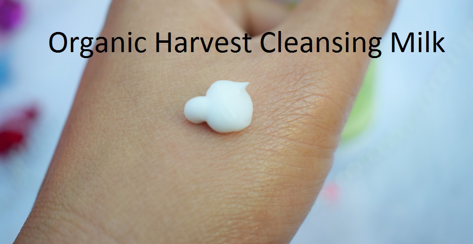 Organic Harvest Cleansing Milk Swatch