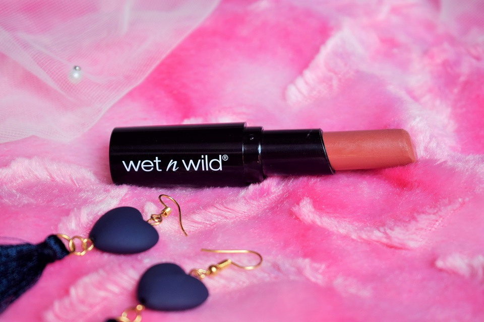 Wet n Wild MegaLast Lipstick - Bare It All (5)