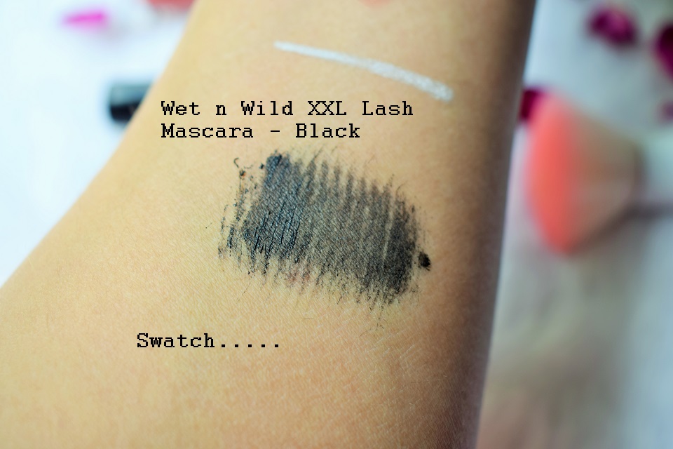 Wet n Wild XXL Lash Mascara Swatch