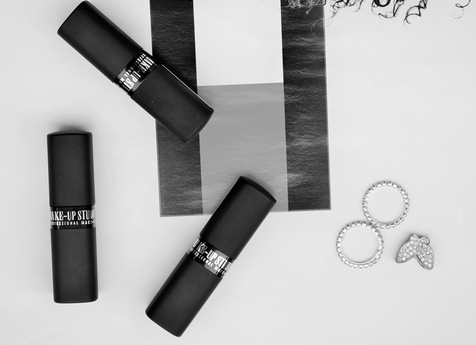 Makeup Studio Pro Lipsticks - Classy Packaging