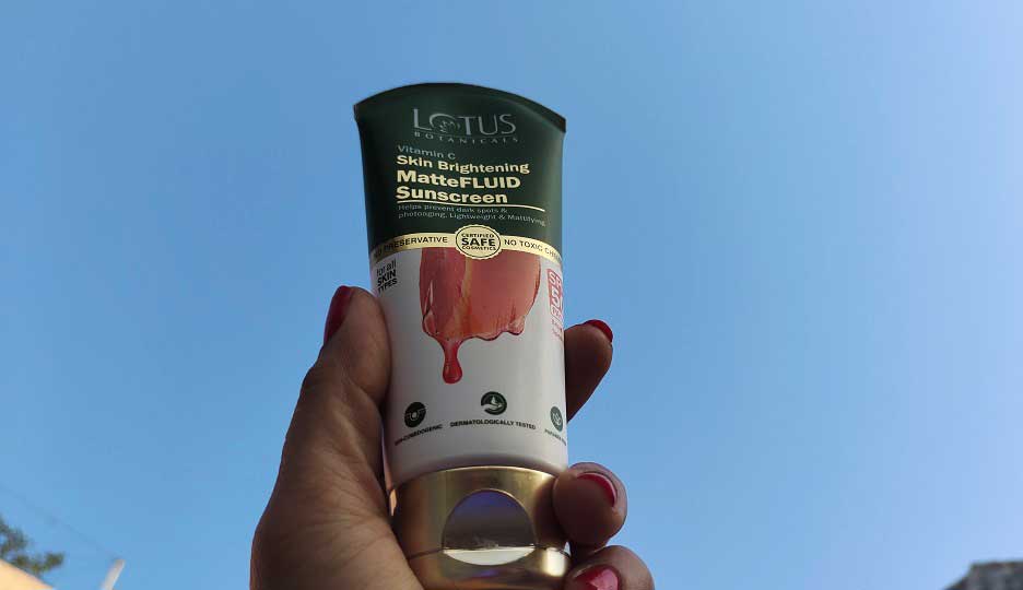 Lotus-Botanicals-Vitamin C Skin Brightening MatteFluid Sunscreen