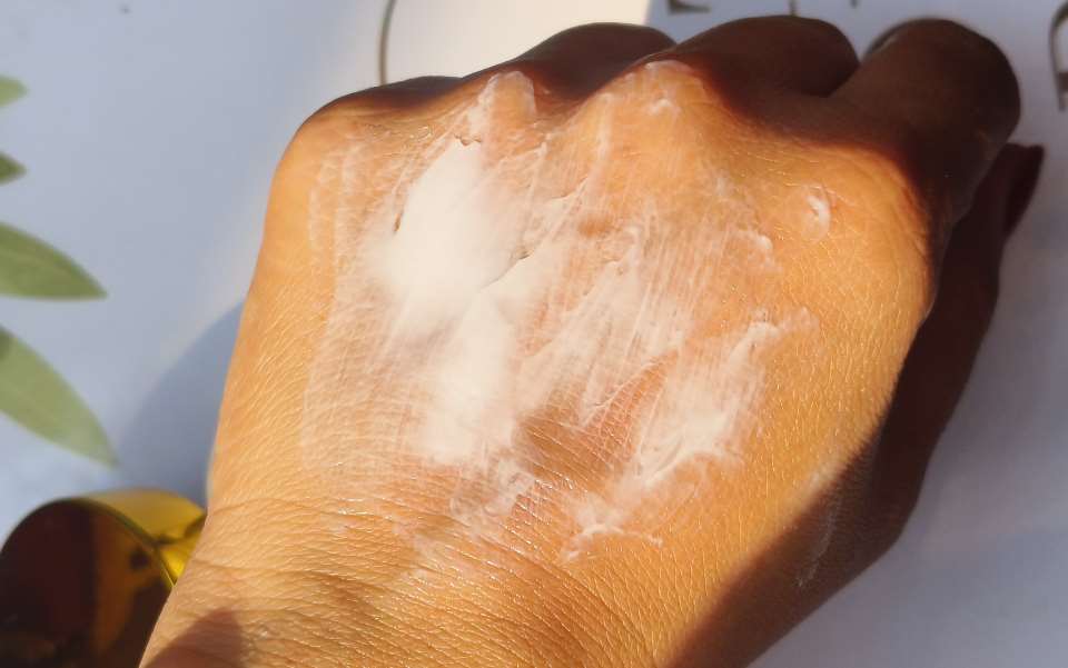 Gaurisatva Cooling Emollient Cream Swatch